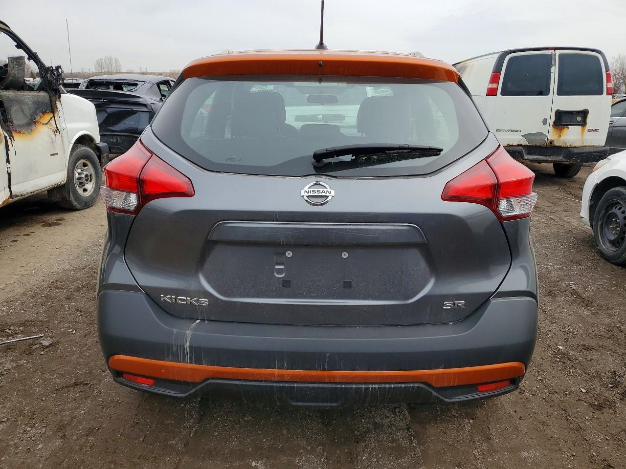 2019 Nissan Kicks S - zdjęcie 6