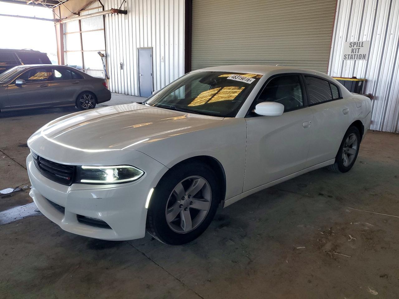 2015 Dodge Charger Sxt - zdjęcie główne
