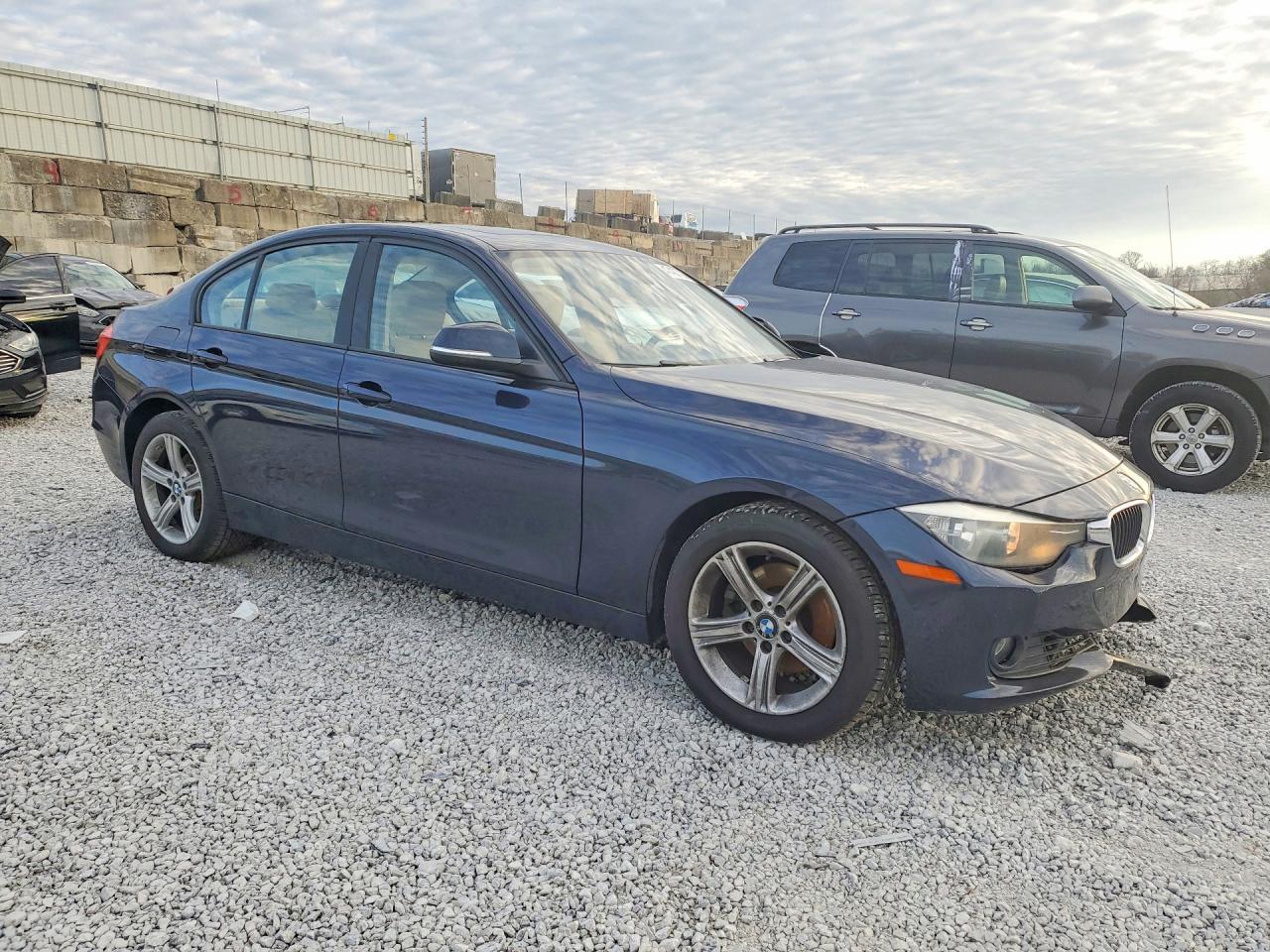 BMW Seria 3 - zdjęcie 4