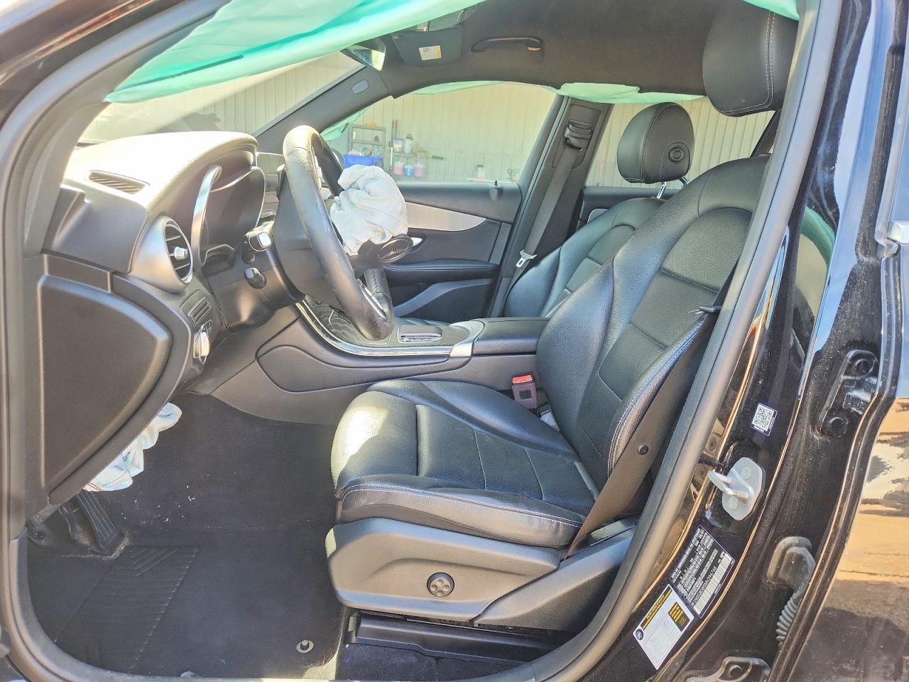 2021 Mercedes-Benz Glc 300 - zdjęcie 7