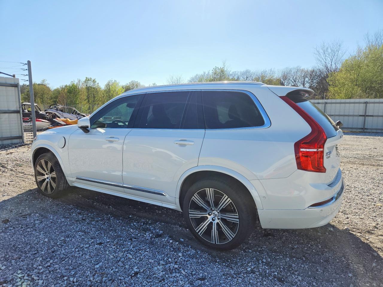 2025 Volvo Xc90 Plus - zdjęcie 2