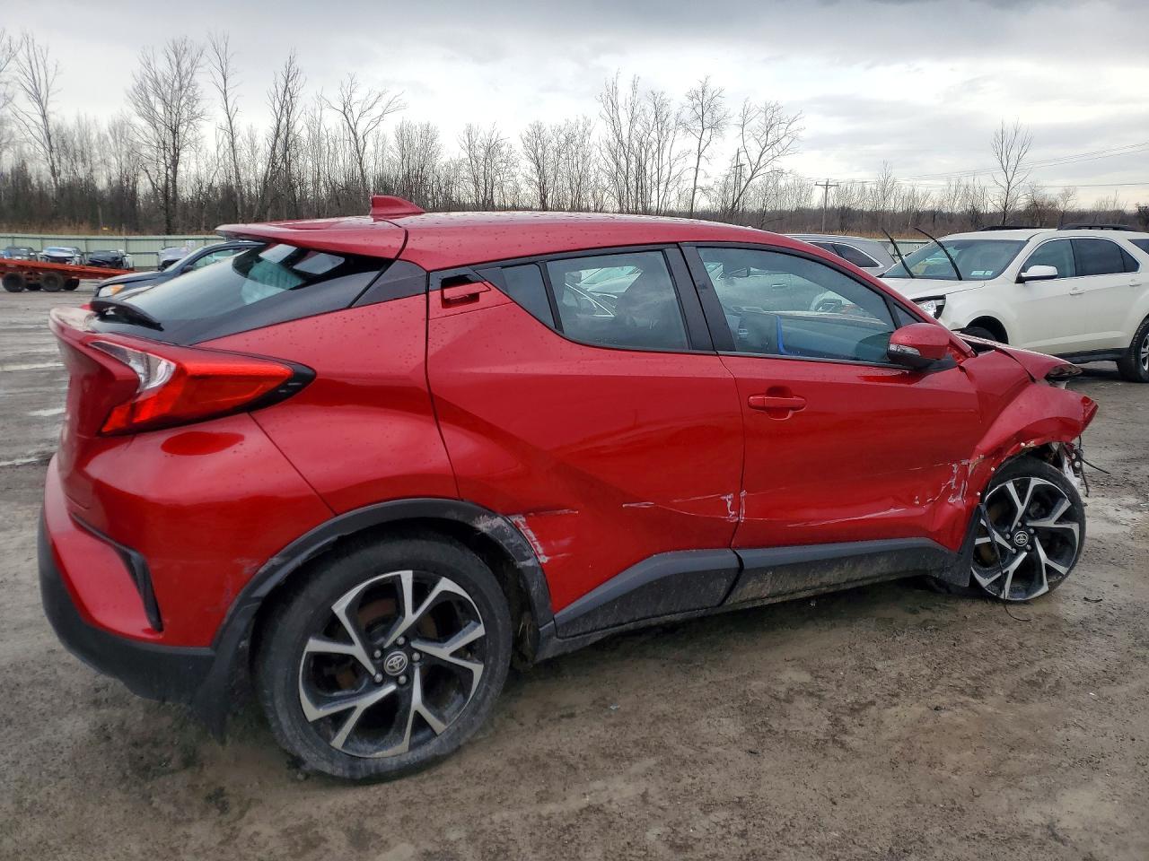 2021 Toyota C-Hr Xle - zdjęcie 3