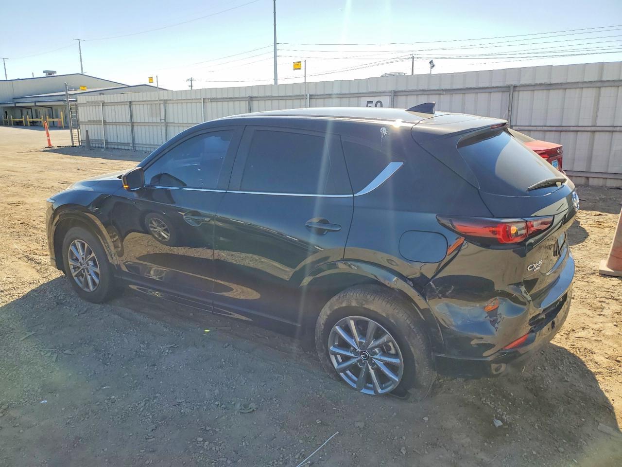 2024 Mazda Cx-5 Preferred - zdjęcie 2