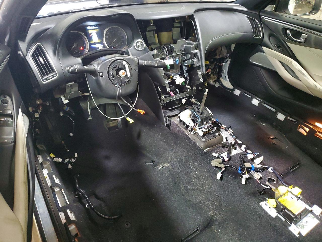 2017 Infiniti Q60 3.0T Premium - zdjęcie 8