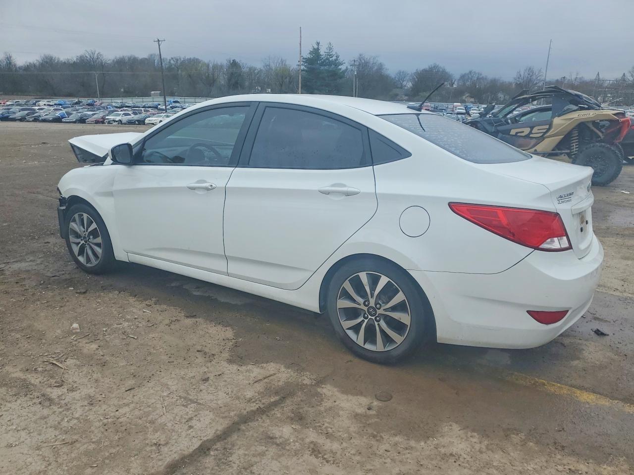 2016 Hyundai Accent Se - zdjęcie 2