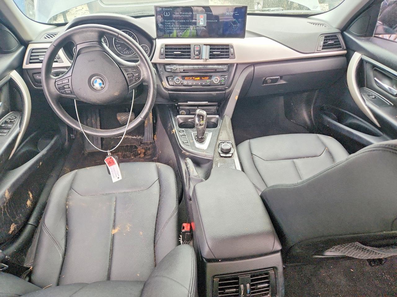 2014 BMW 320 I - zdjęcie 8