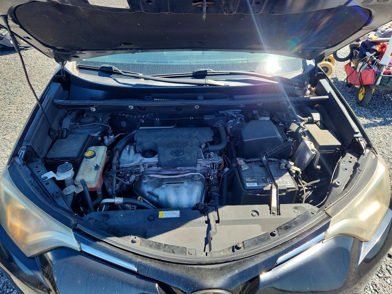 2018 Toyota Rav4 Le - zdjęcie 12
