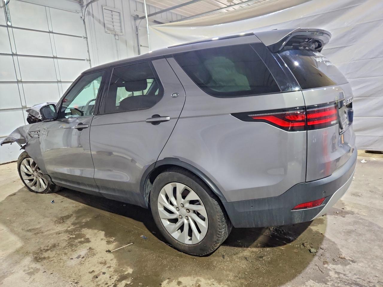 2025 Land Rover Discovery S - zdjęcie 2