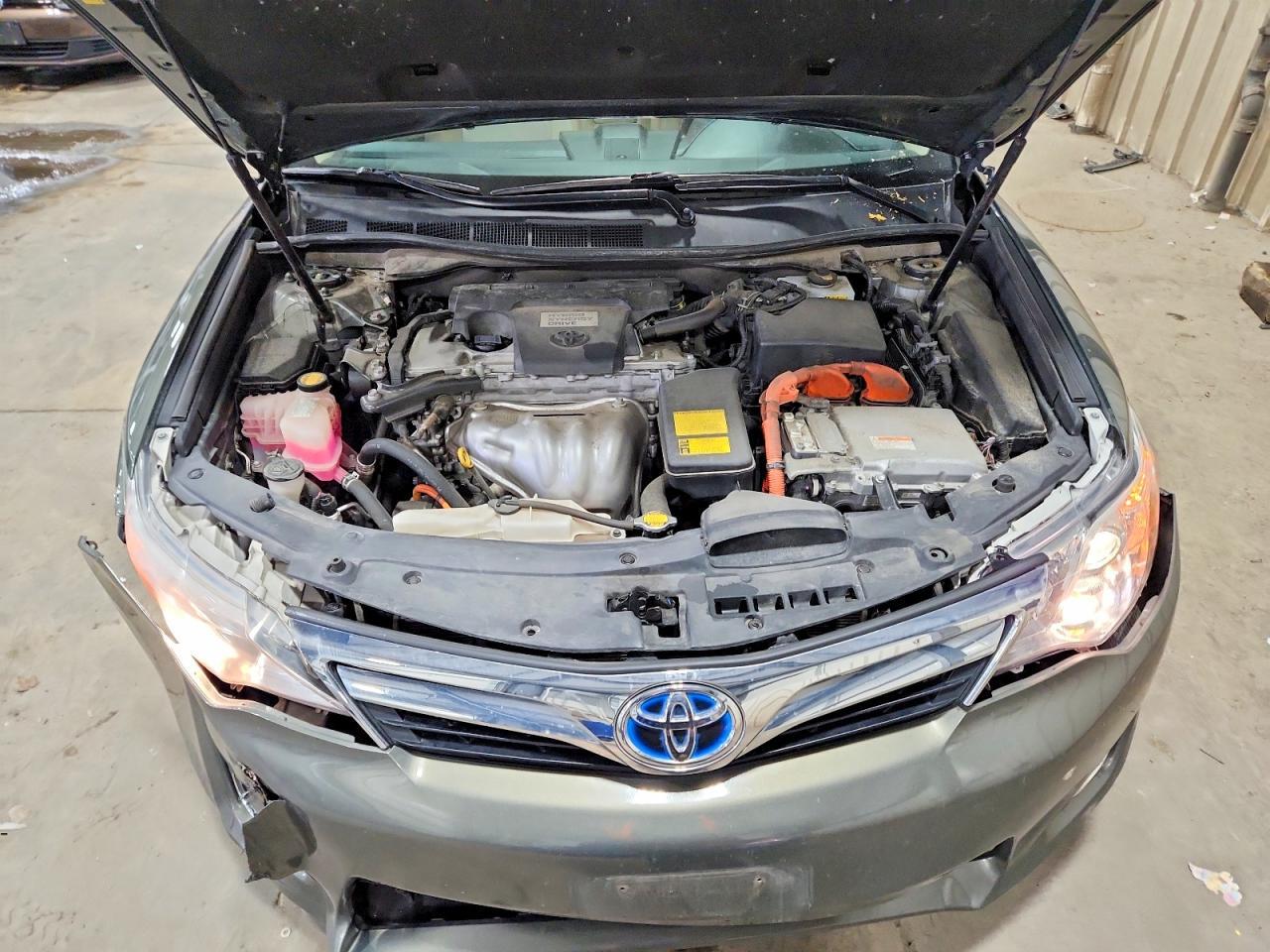 2014 Toyota Camry Hybrid Xle - zdjęcie 11