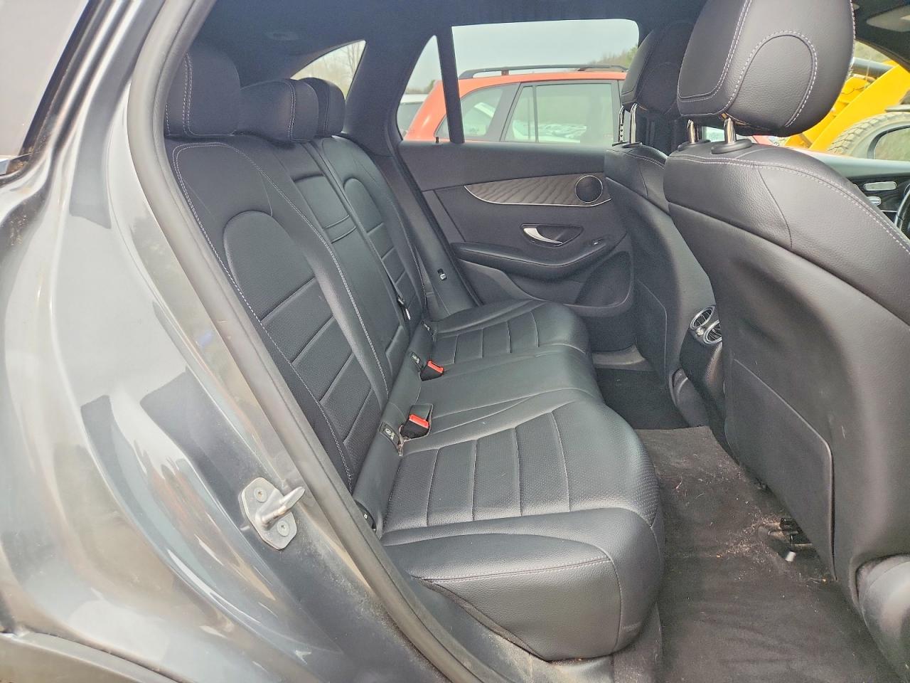 2017 Mercedes-Benz Glc 300 4Matic - zdjęcie 11