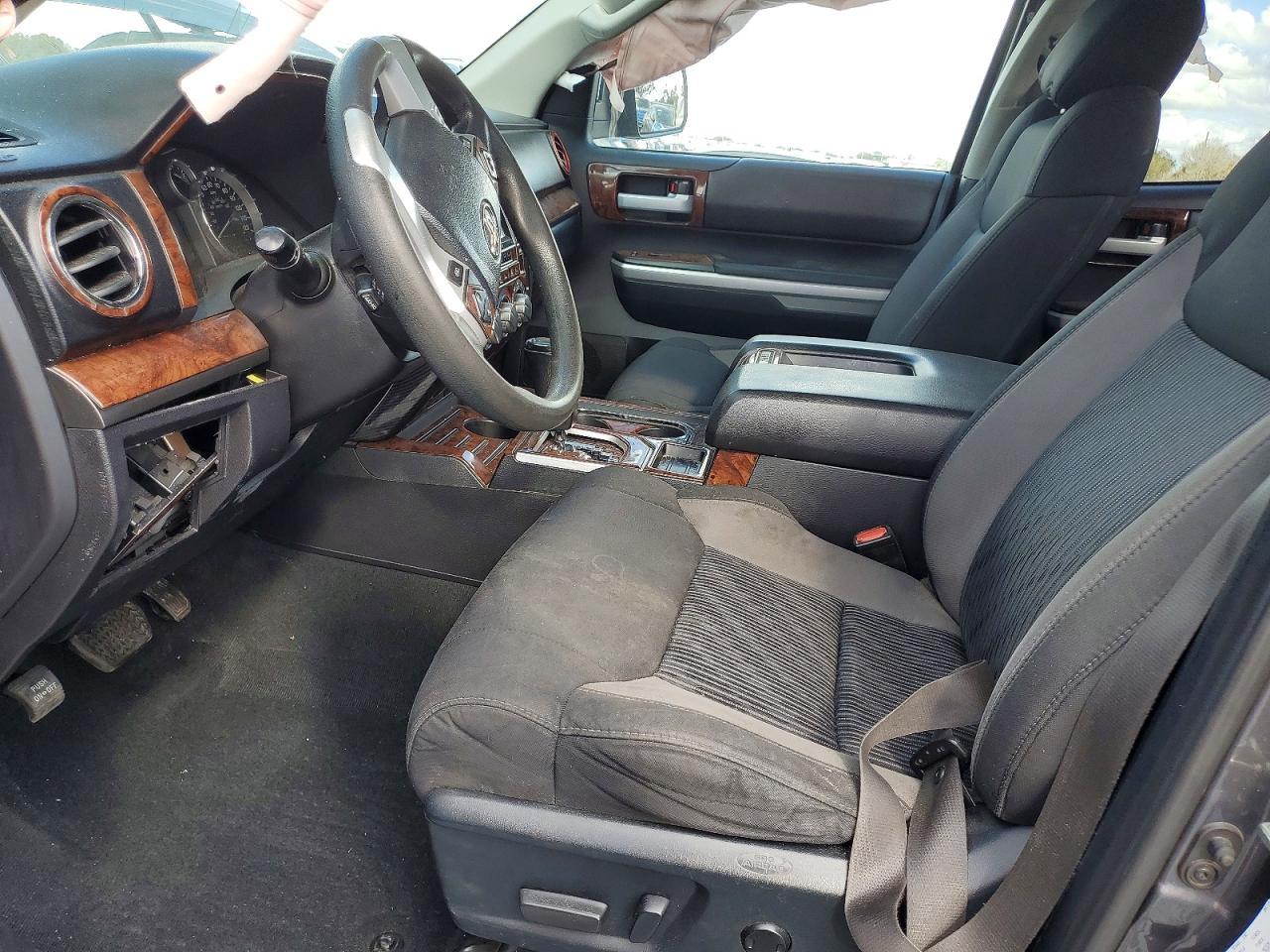 2016 Toyt Tundra - zdjęcie 7