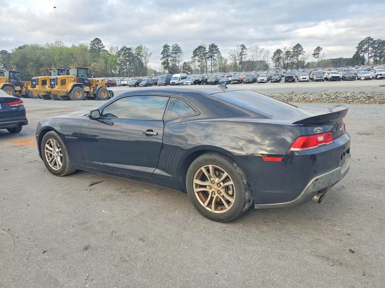 2015 Chevrolet Camaro Ls - zdjęcie 2