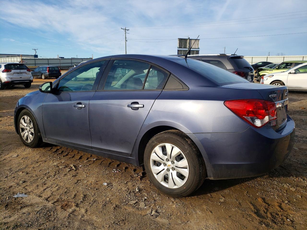 2014 Chevrolet Cruze Ls - zdjęcie 2