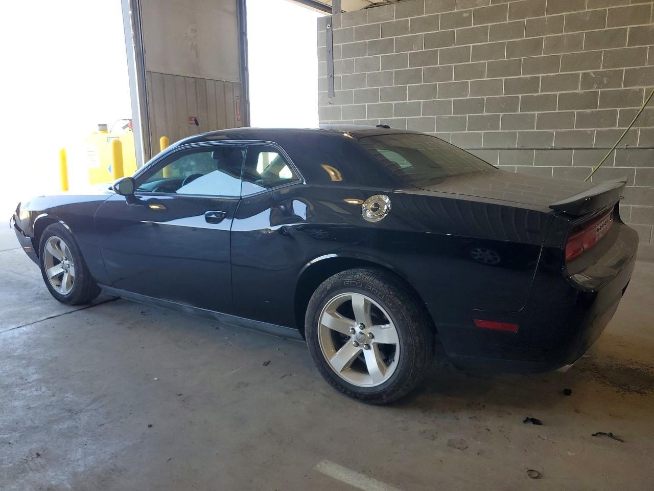2013 Dodge Challenger Sxt - zdjęcie 2