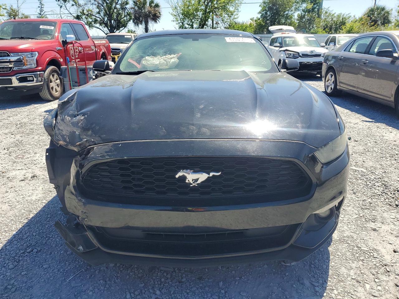 2016 Ford Mustang - zdjęcie 5