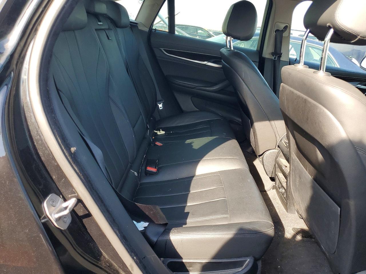 2016 BMW X6 xDrive35I - zdjęcie 11
