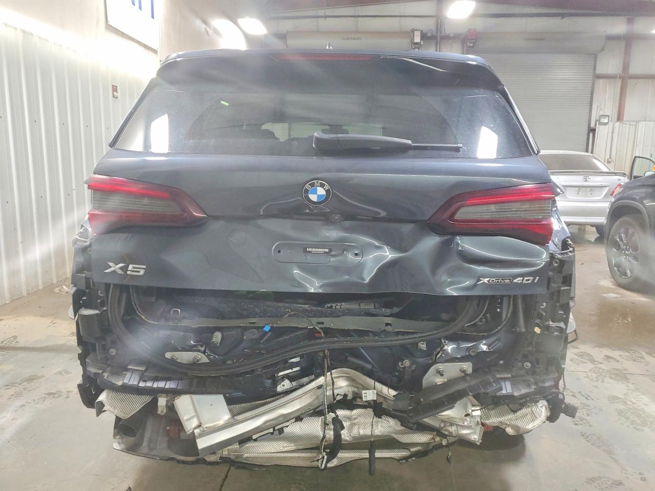 2021 BMW X5 xDrive40I - zdjęcie 6