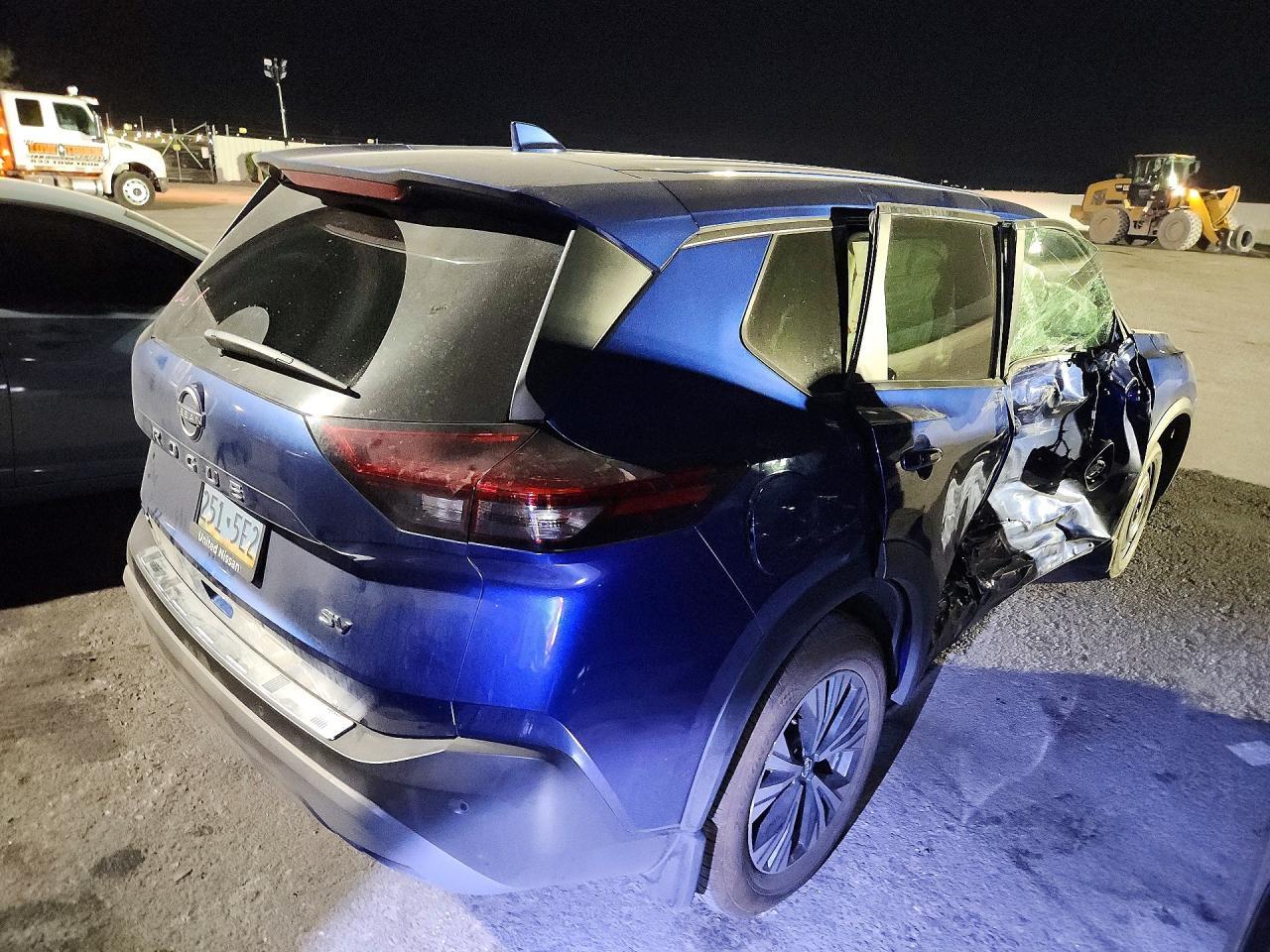 2022 Nissan Rogue Sv - zdjęcie 3