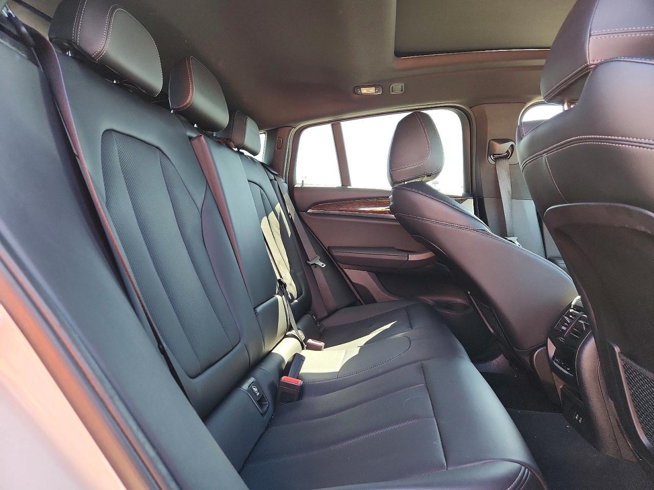 2023 BMW X4 xDrive30I - zdjęcie 11