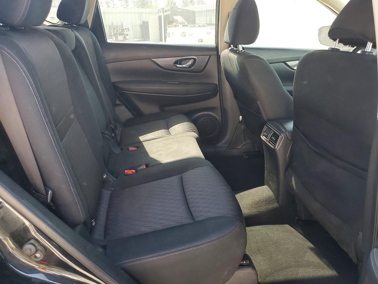 2018 Nissan Rogue S - zdjęcie 11