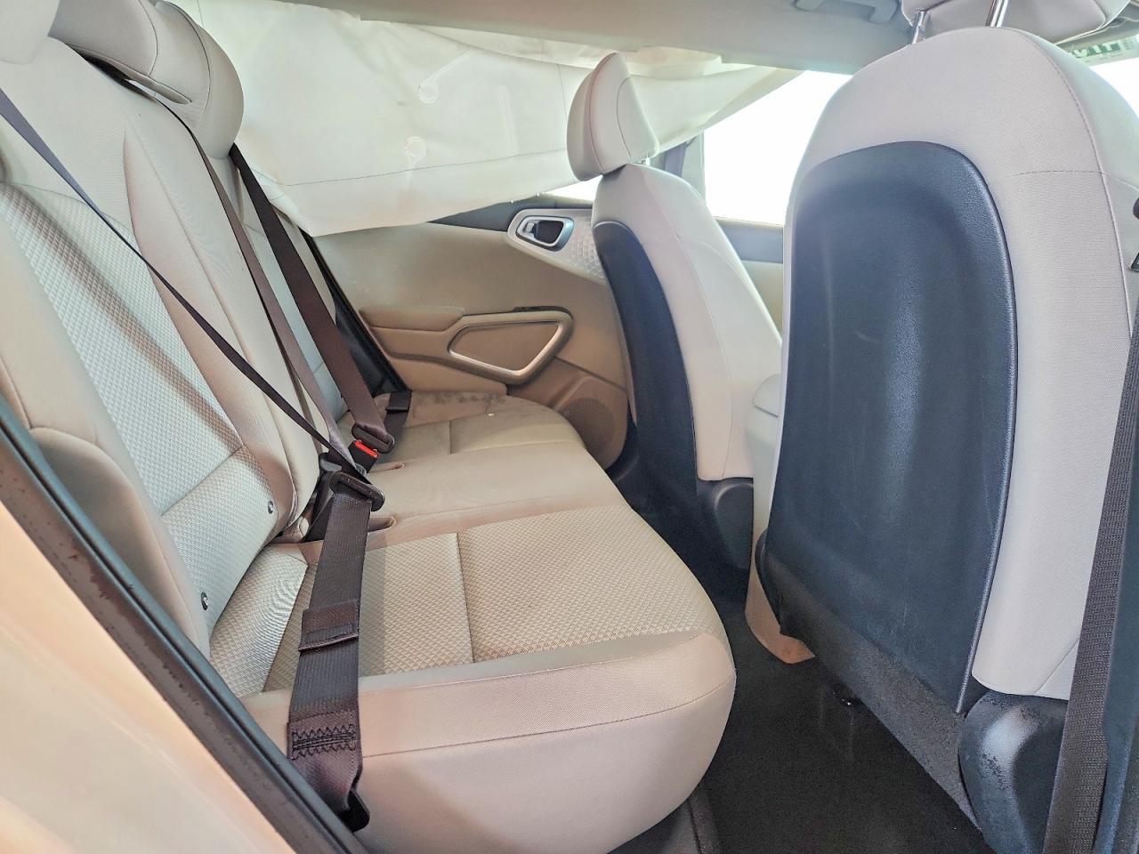 2025 Kia Soul Lx - zdjęcie 10