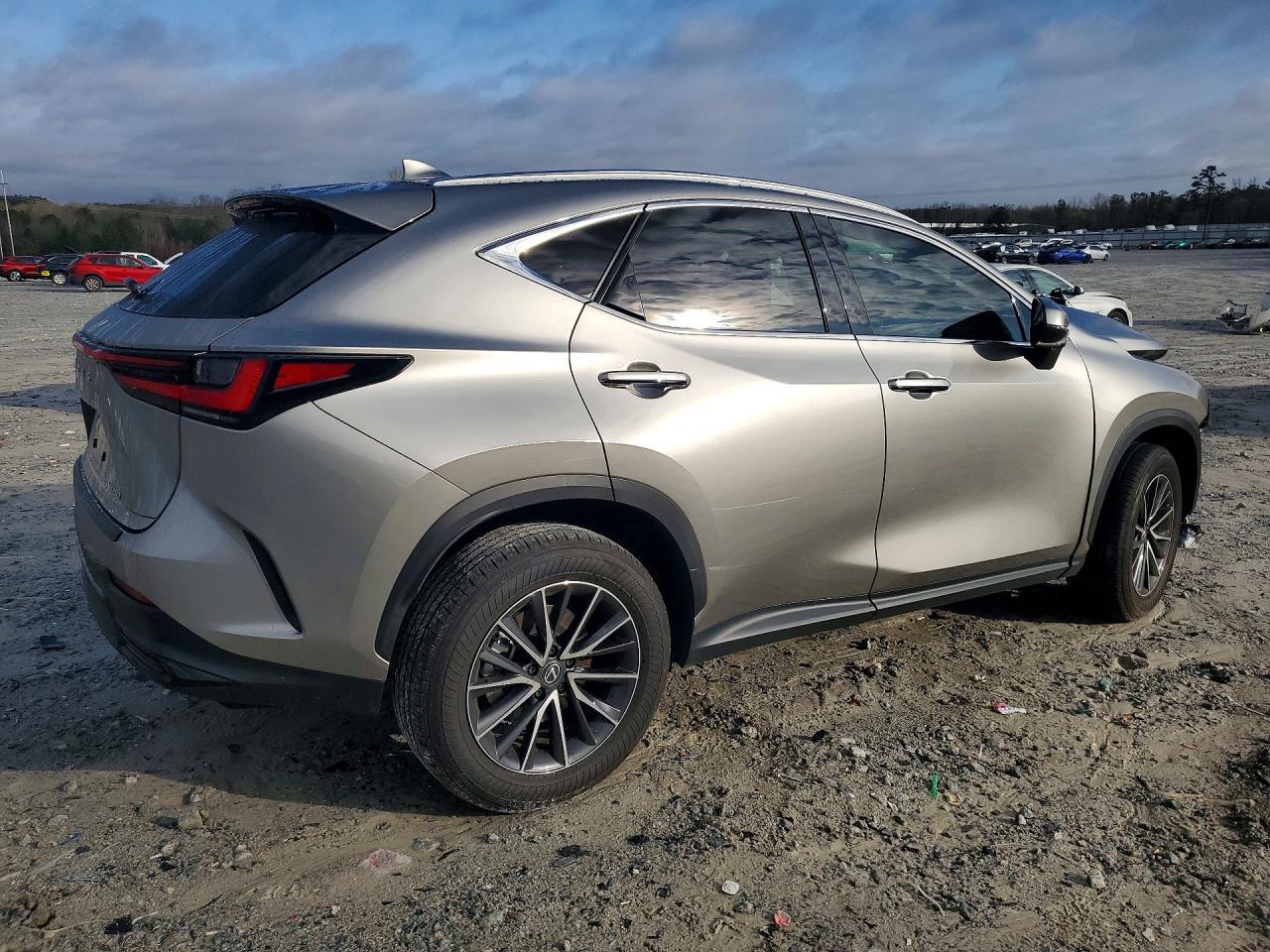 2024 Lexus Nx 250 Base - zdjęcie 3