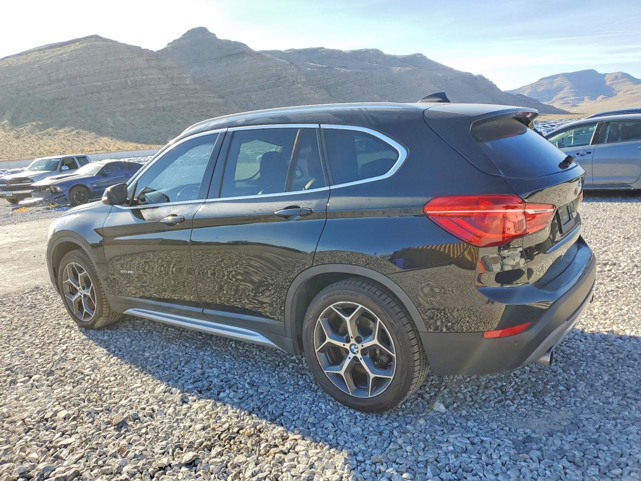 2016 BMW X1 xDrive28I - zdjęcie 2