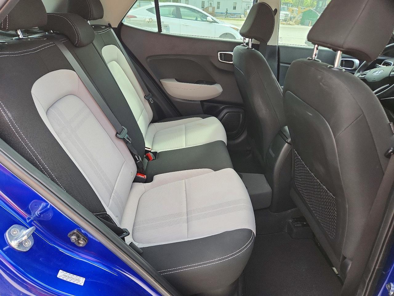 2021 Hyundai Venue Sel - zdjęcie 10