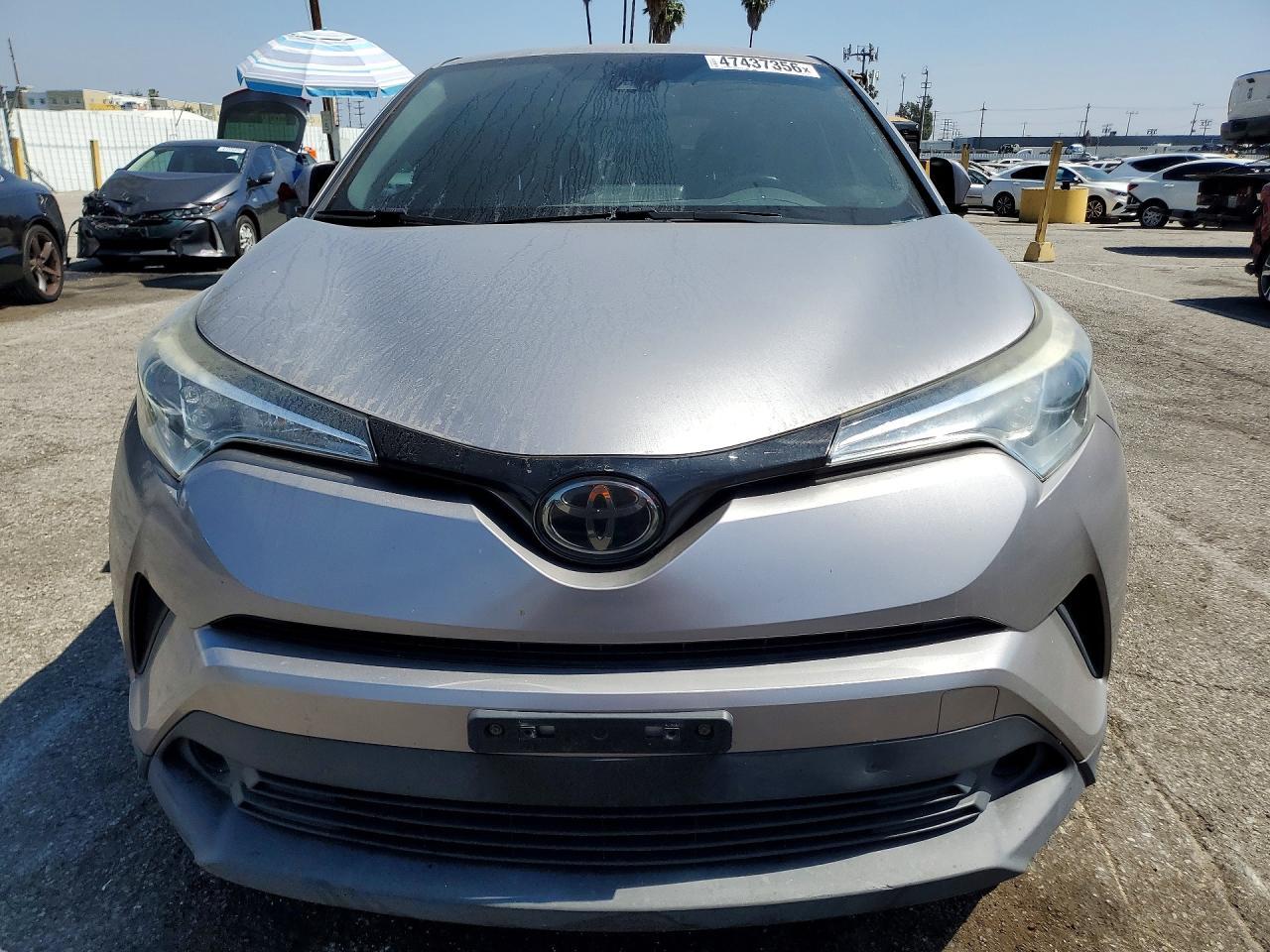 2018 Toyota C-Hr Xle - zdjęcie 5