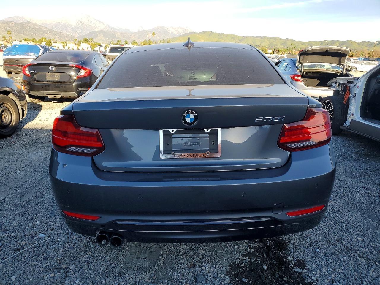 2020 BMW 230I - zdjęcie 6