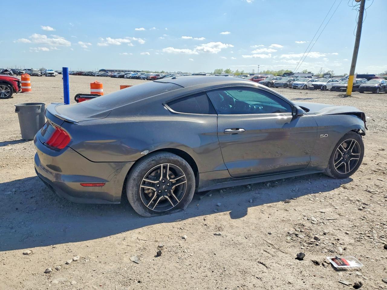2019 Ford Mustang Gt - zdjęcie 3