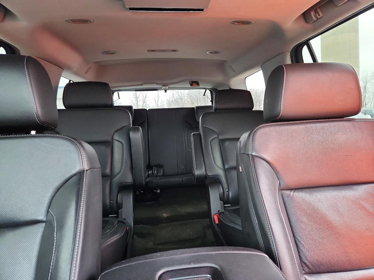 2017 Chevrolet Tahoe C1500 Premier - zdjęcie 10