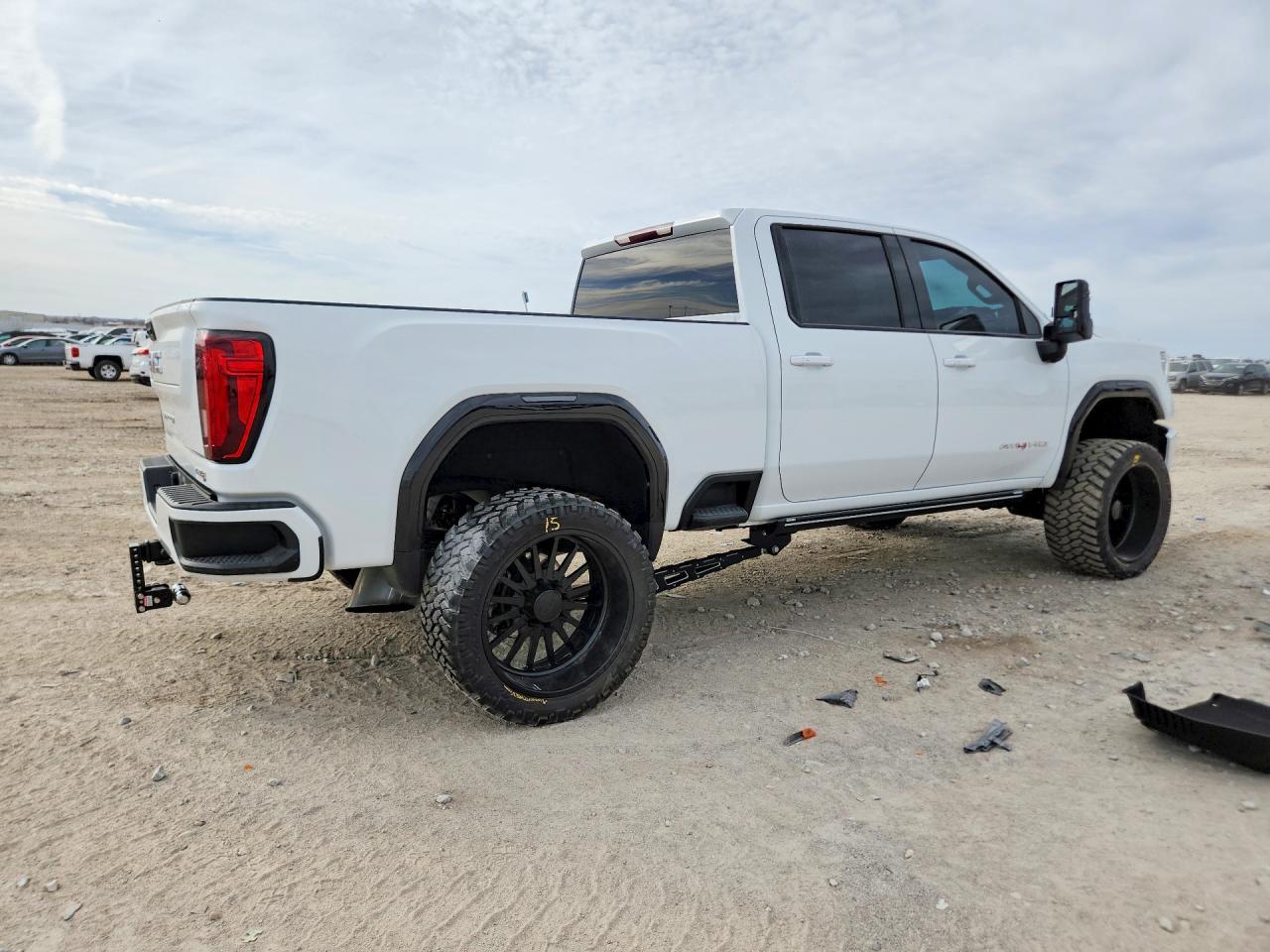 2021 GMC Sierra K2500 At4 - zdjęcie 3