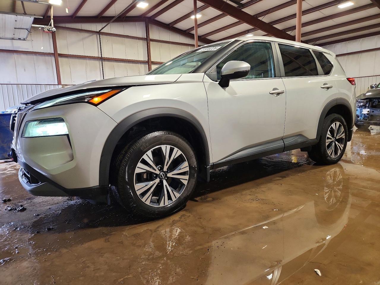 2022 Nissan Rogue Sv - zdjęcie główne