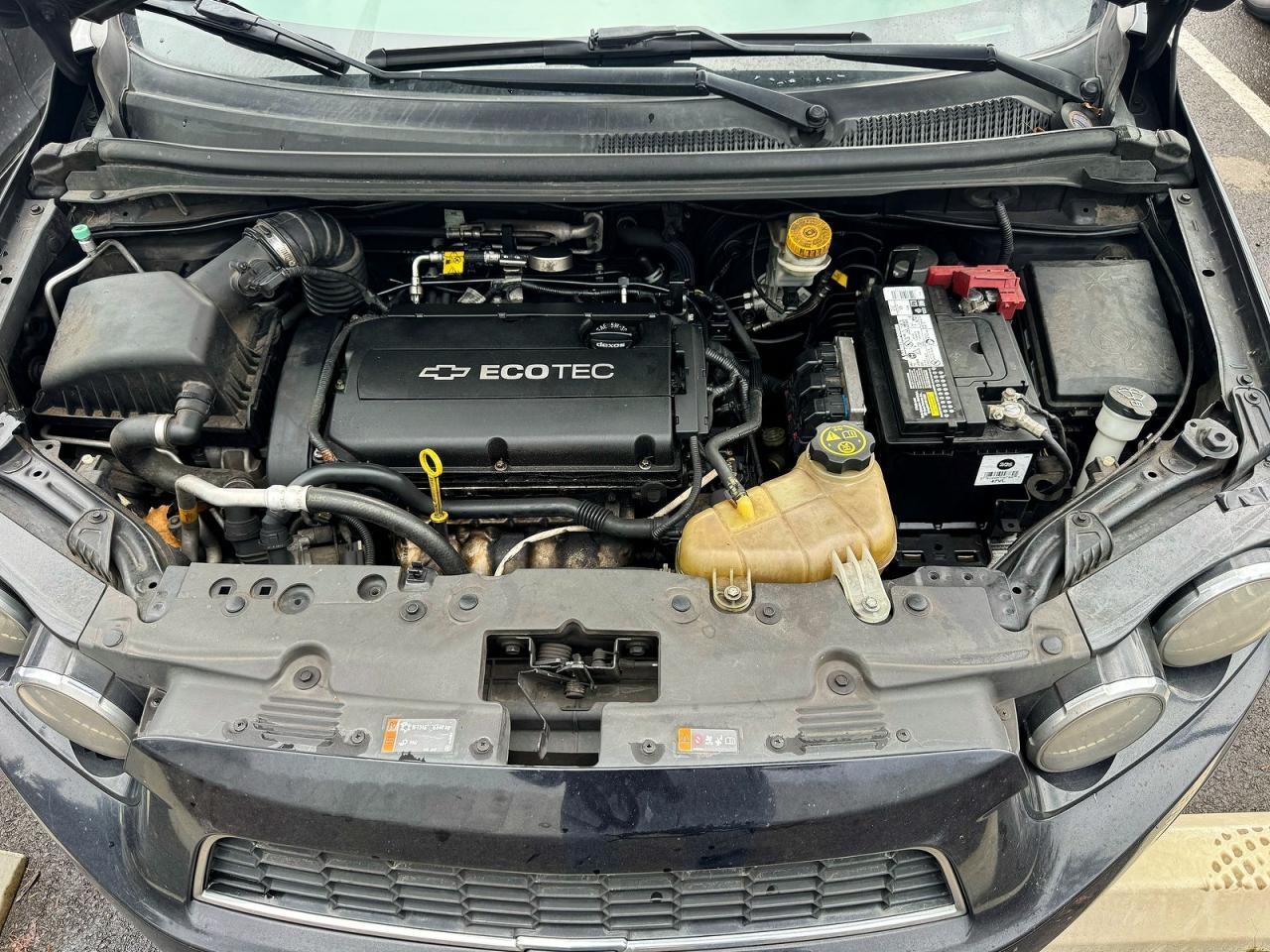 2014 Chevrolet Sonic Ls - zdjęcie 7