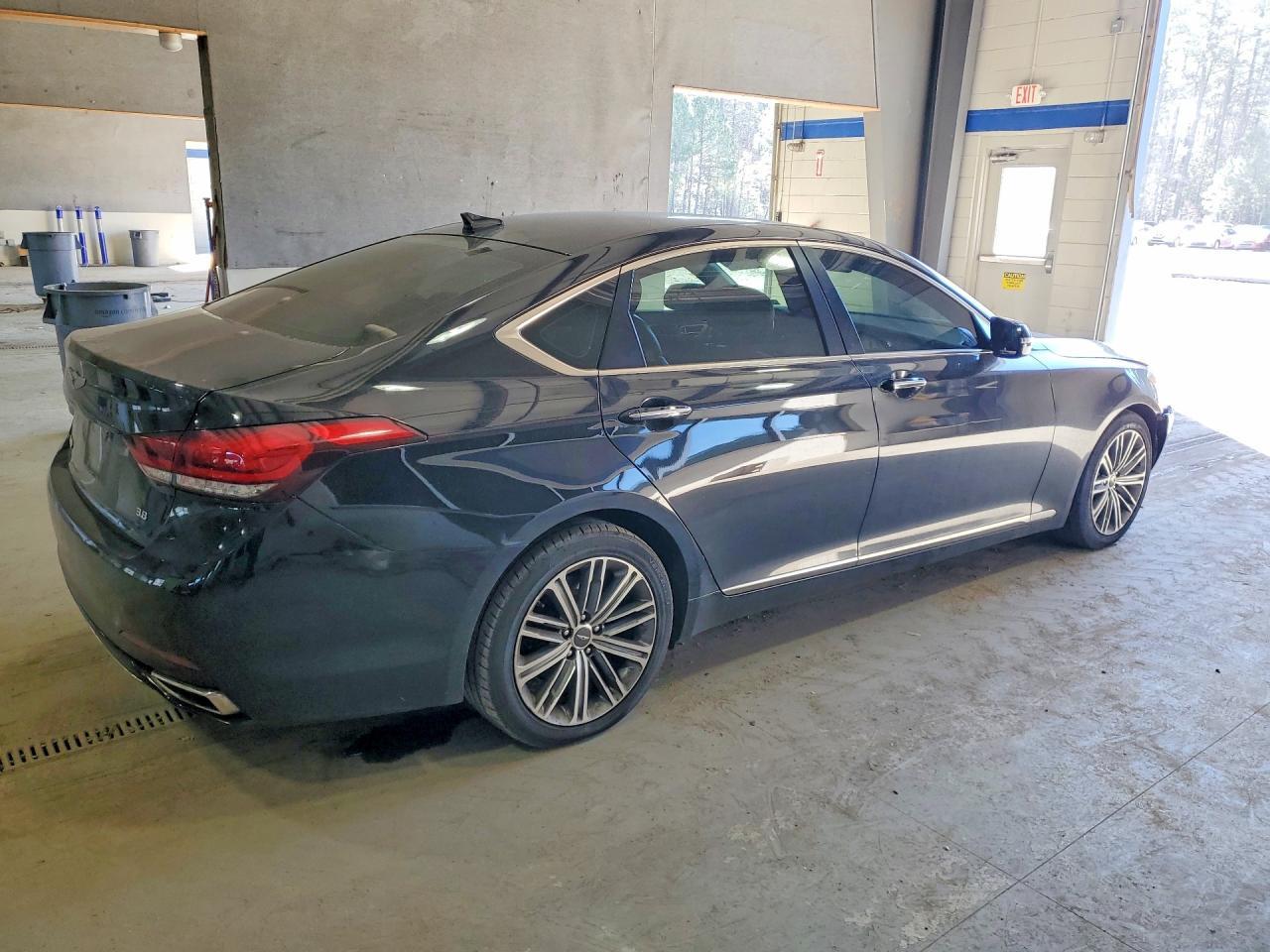 2018 Genesis G80 3.8 - zdjęcie 3