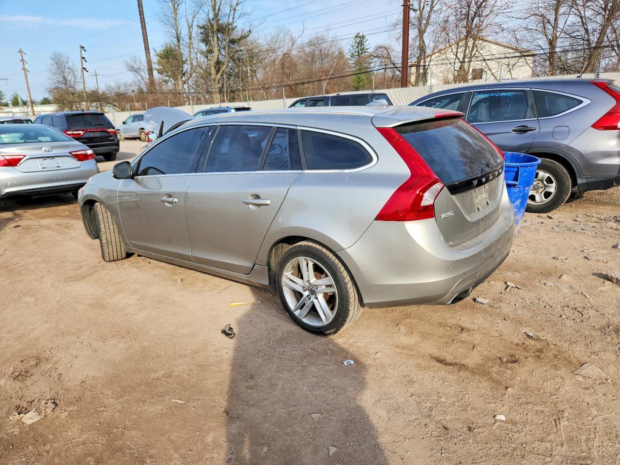 2015 Volvo V60 Premier - zdjęcie 2
