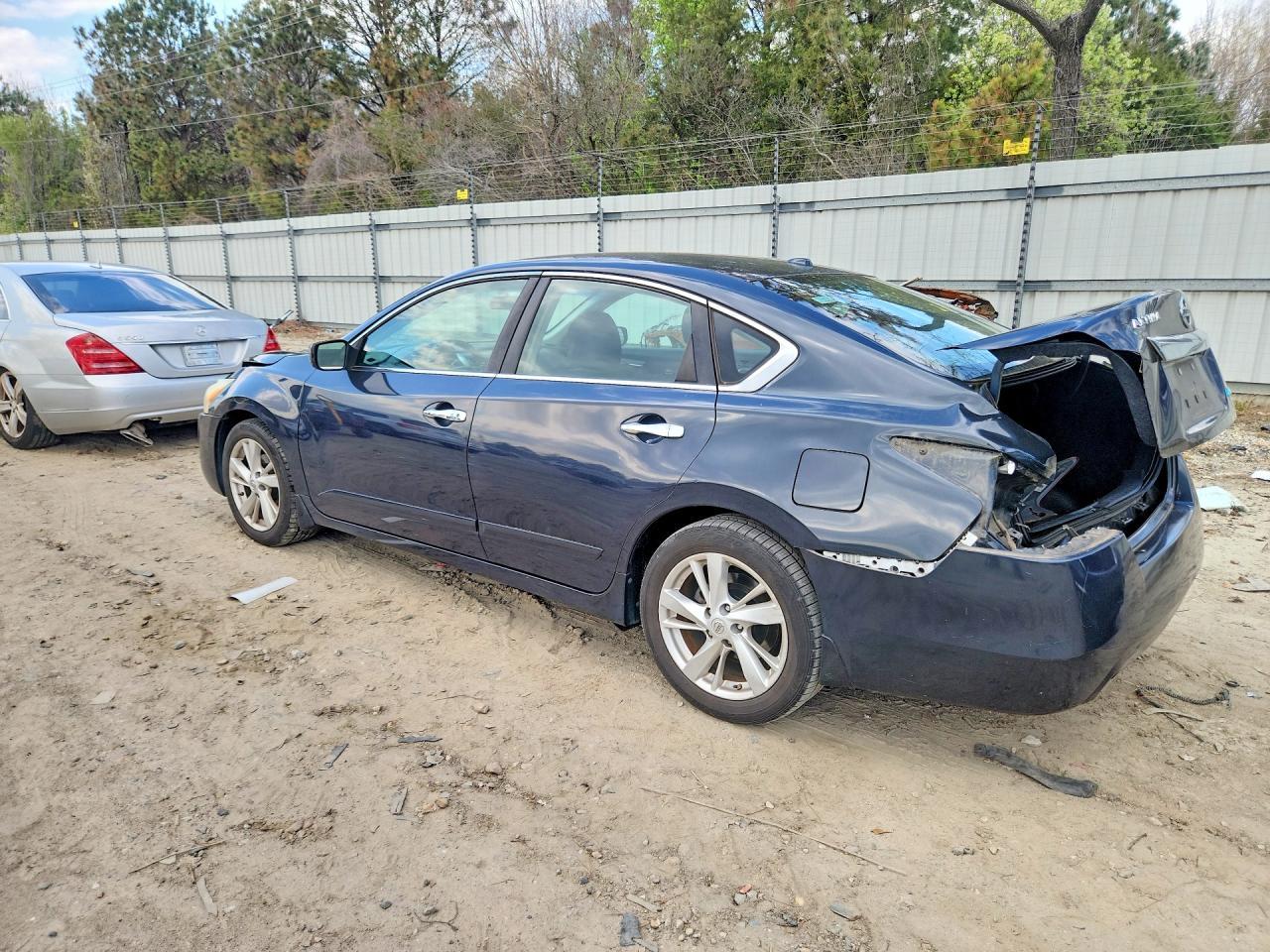 2013 Nissan Altima 2.5 - zdjęcie 2