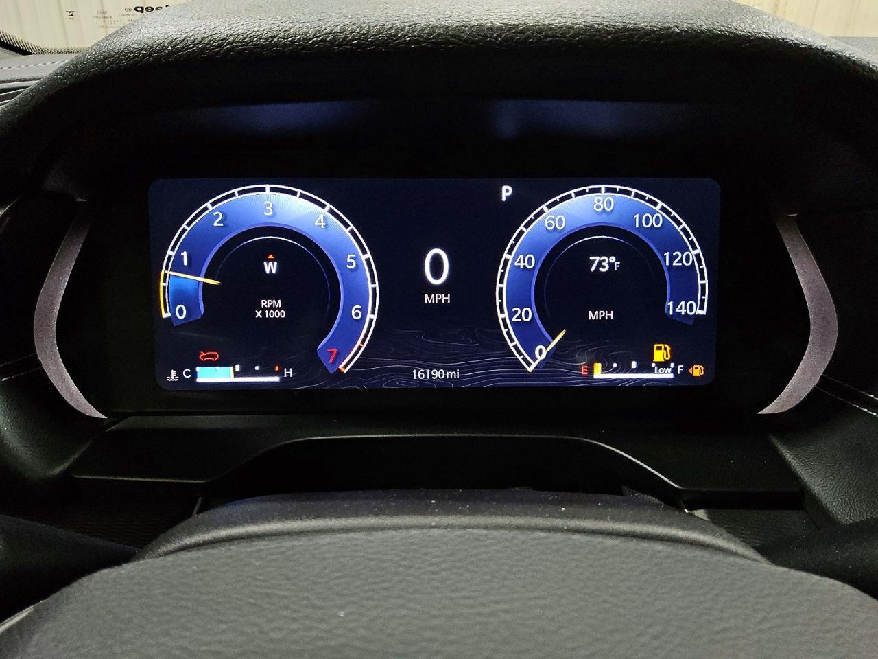 2025 Jeep Grand Cherokee Laredo - zdjęcie 9