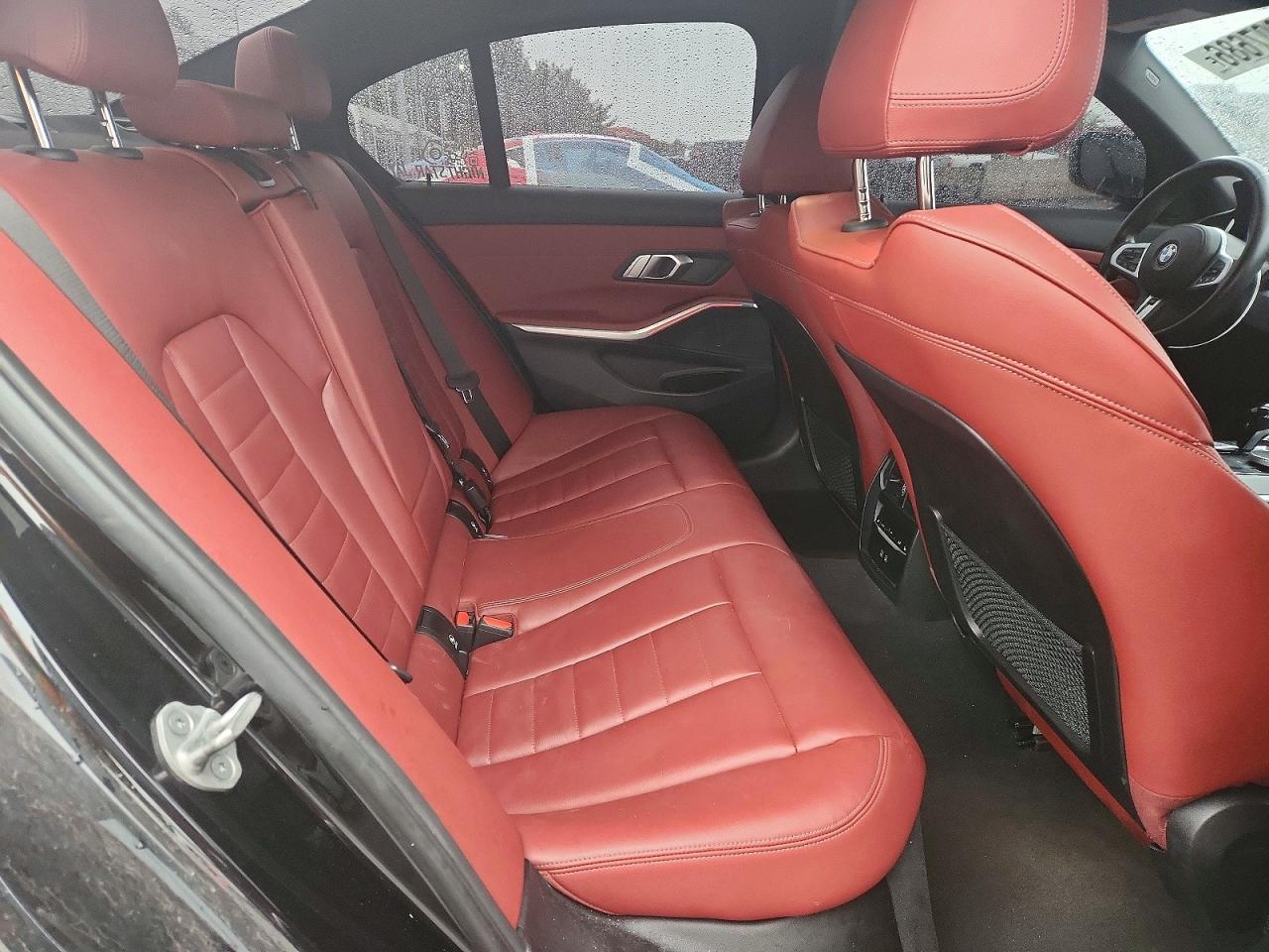 2022 BMW 320Xi - zdjęcie 10