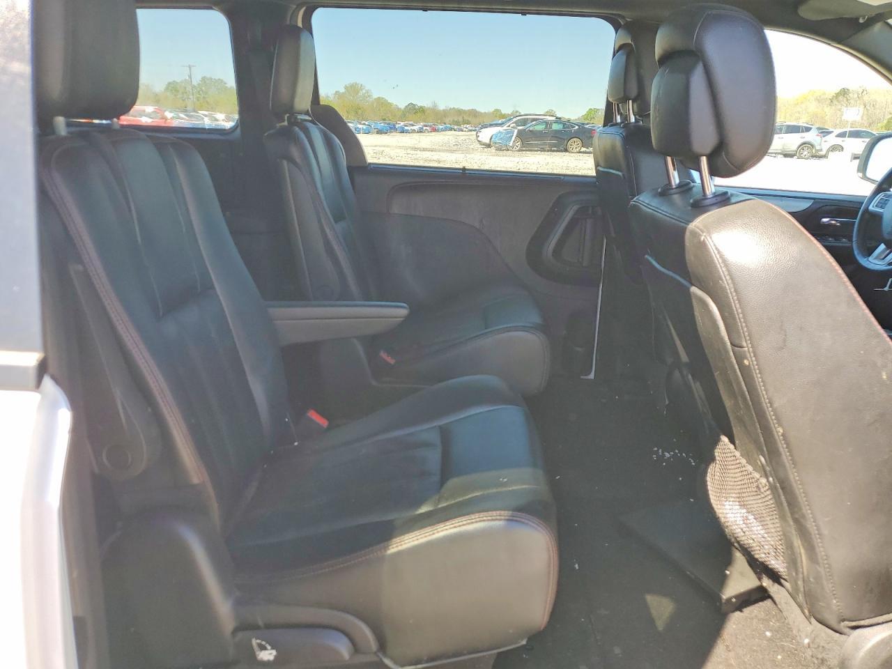 2019 Dodge Grand Caravan Gt - zdjęcie 11