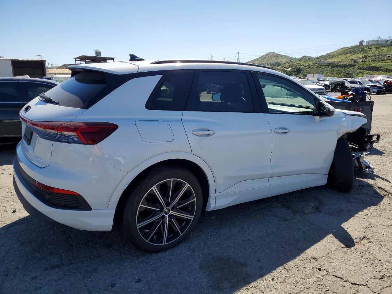 2025 Audi Q4 E-Tron Premium Plus - zdjęcie 3