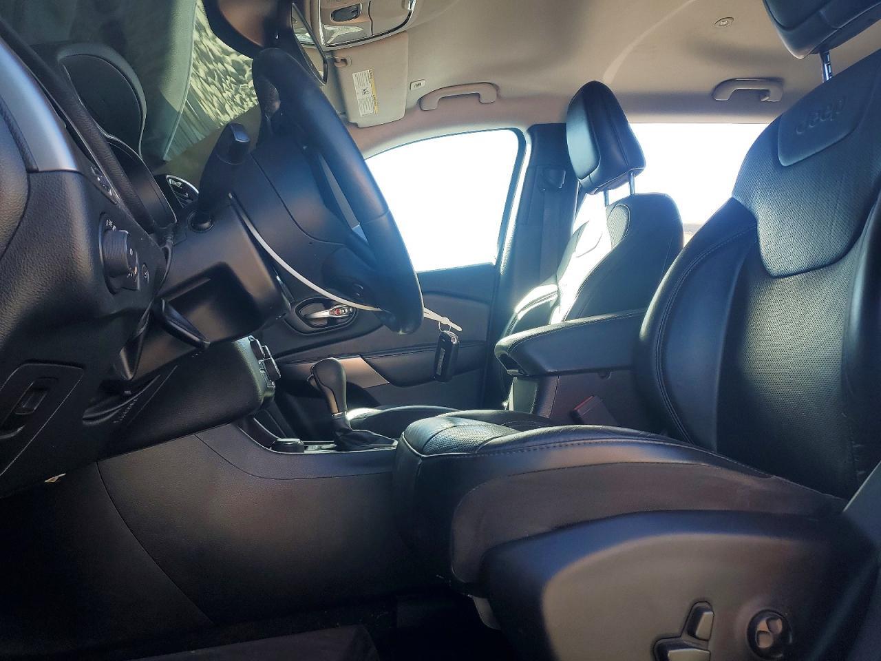 2019 Jeep Cherokee Limited - zdjęcie 7