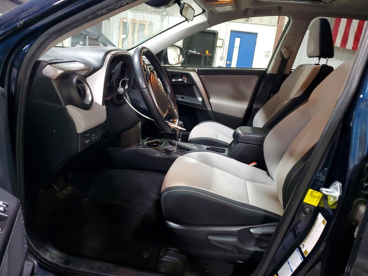 2017 Toyota Rav4 Xle - zdjęcie 7