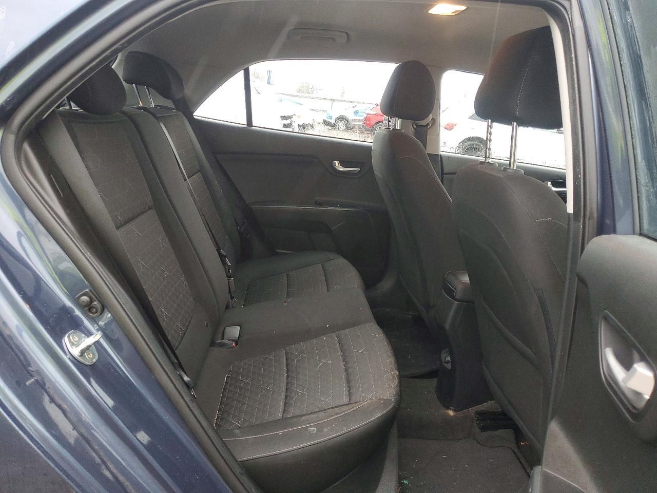 2021 Kia Rio 5-Door S - zdjęcie 10