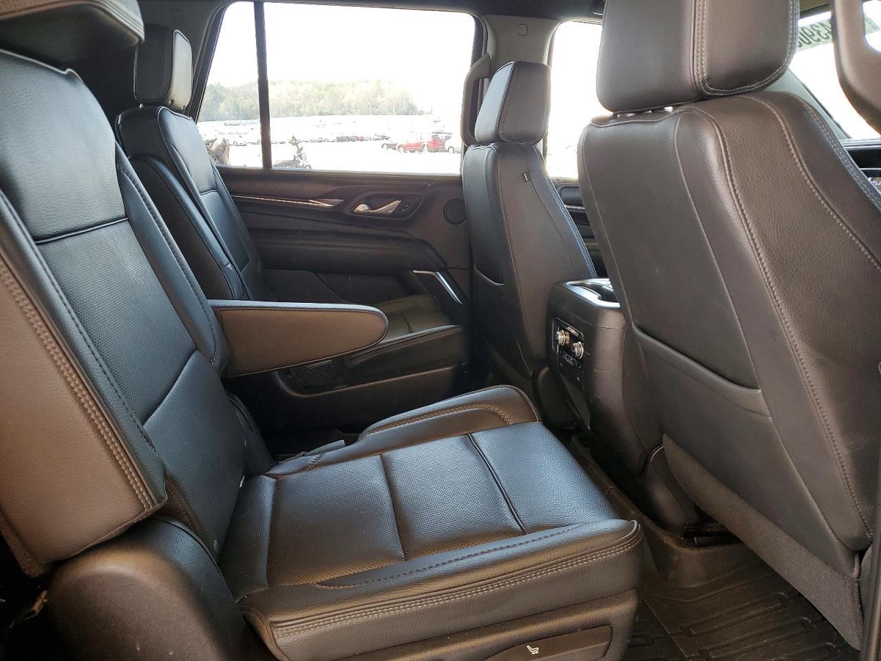 2021 GMC Yukon Denali - zdjęcie 10