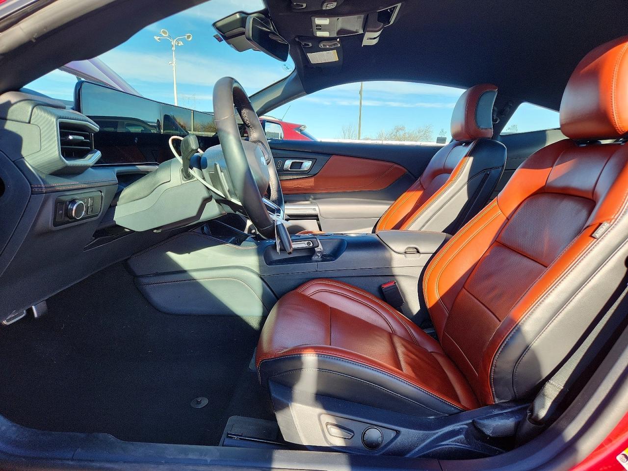 2024 Ford Mustang Gt - zdjęcie 7