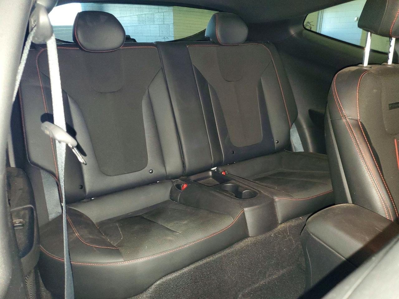 2020 Hyundai Veloster 2.0L Premium - zdjęcie 10