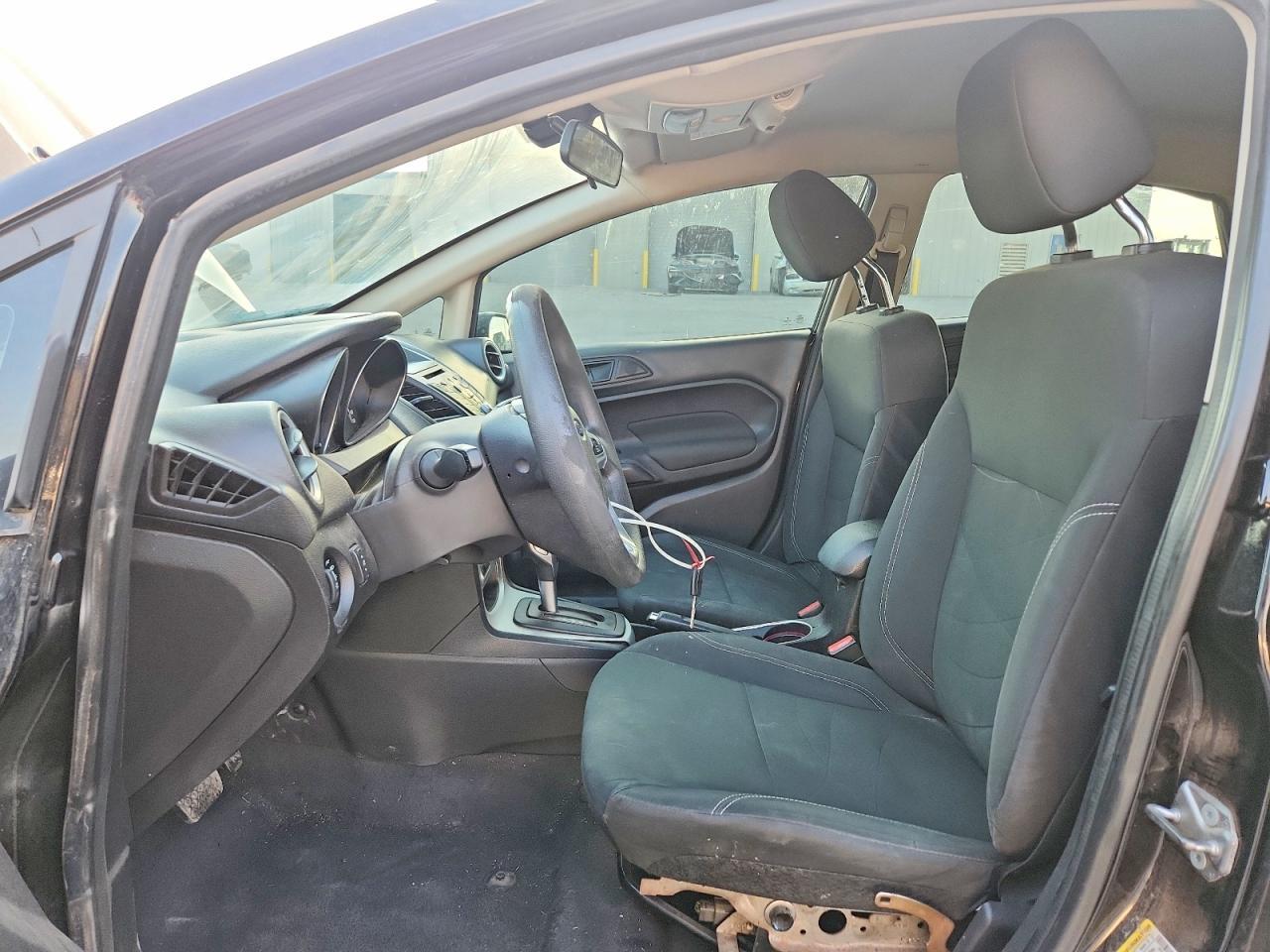 2017 Ford Fiesta Se - zdjęcie 7