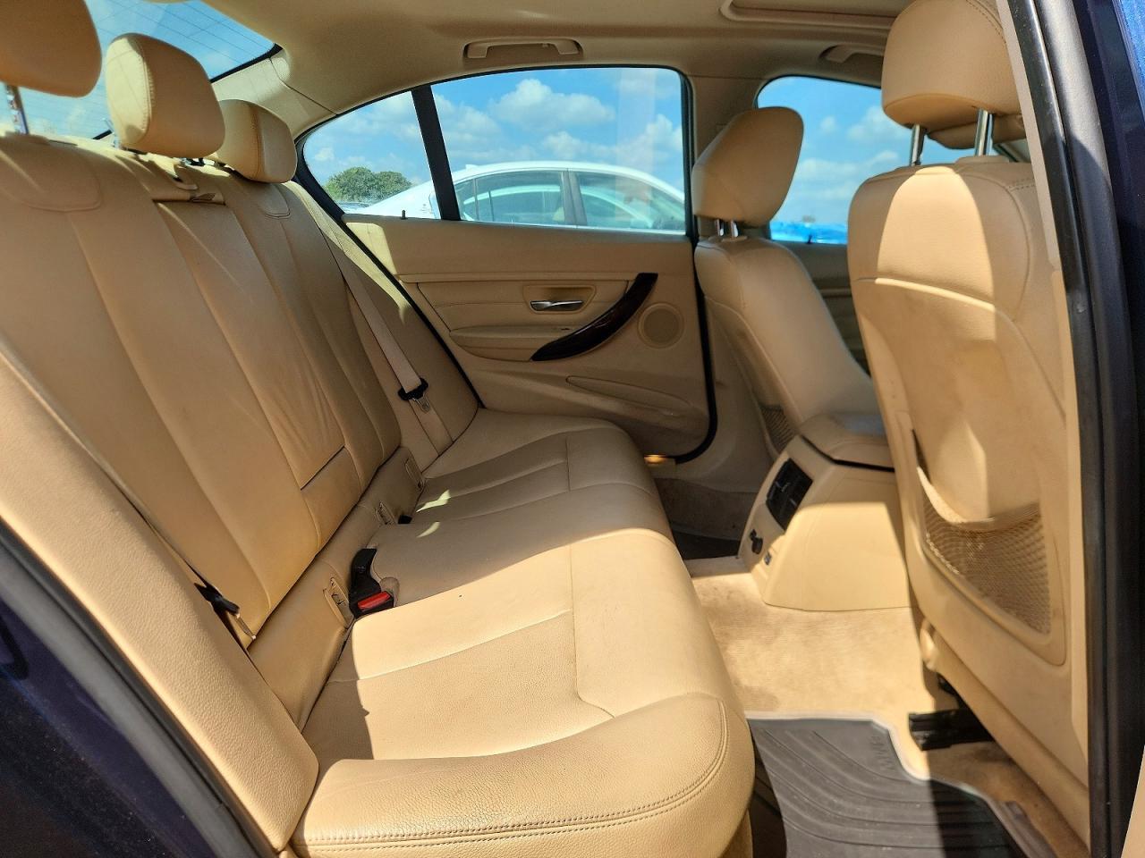 2015 BMW 328 Xi Sulev - zdjęcie 11